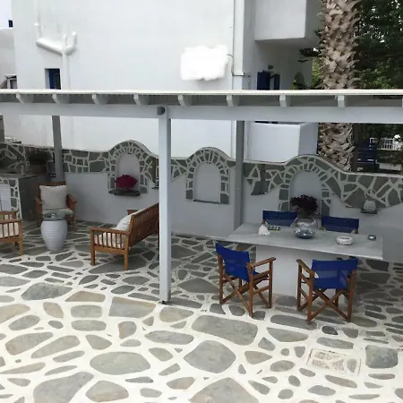 Ξενοδοχείο με διαμερίσματα Marioly 2*