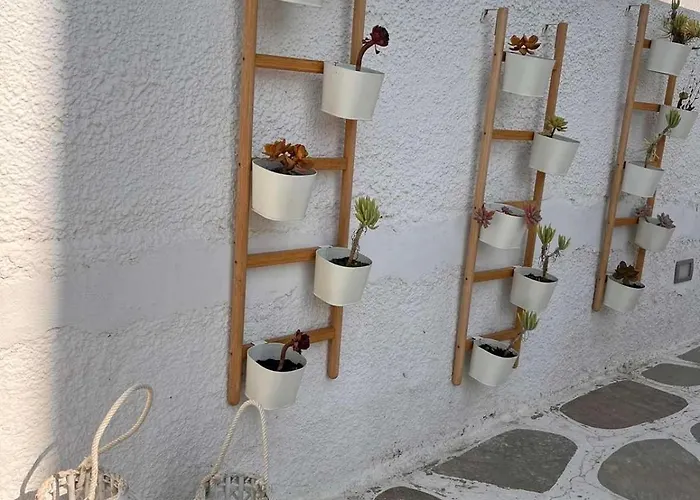 Marioly Parikia (Paros)